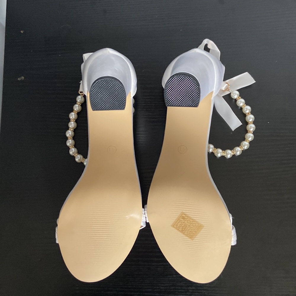 Women white 4” platform open toe pearls, tie ankle satin more pearls SZ 10 EU 41 - Picture 5 of 7